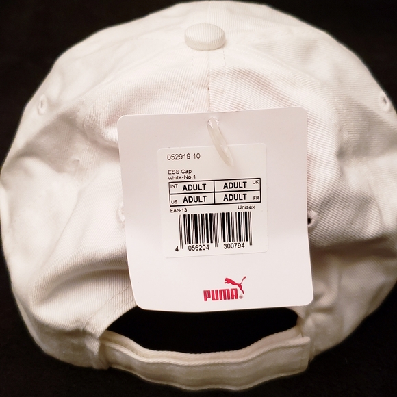 Puma Woman's White Classic Logo Snapback Cap NWT - Picture 5 of 7